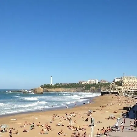 Henri Iv 202 : Vacances A 150m Des Plages *